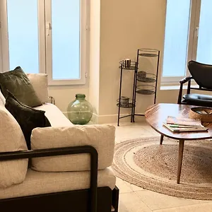 https://superbe-loft-pigalle-opra.fr-paris.fr