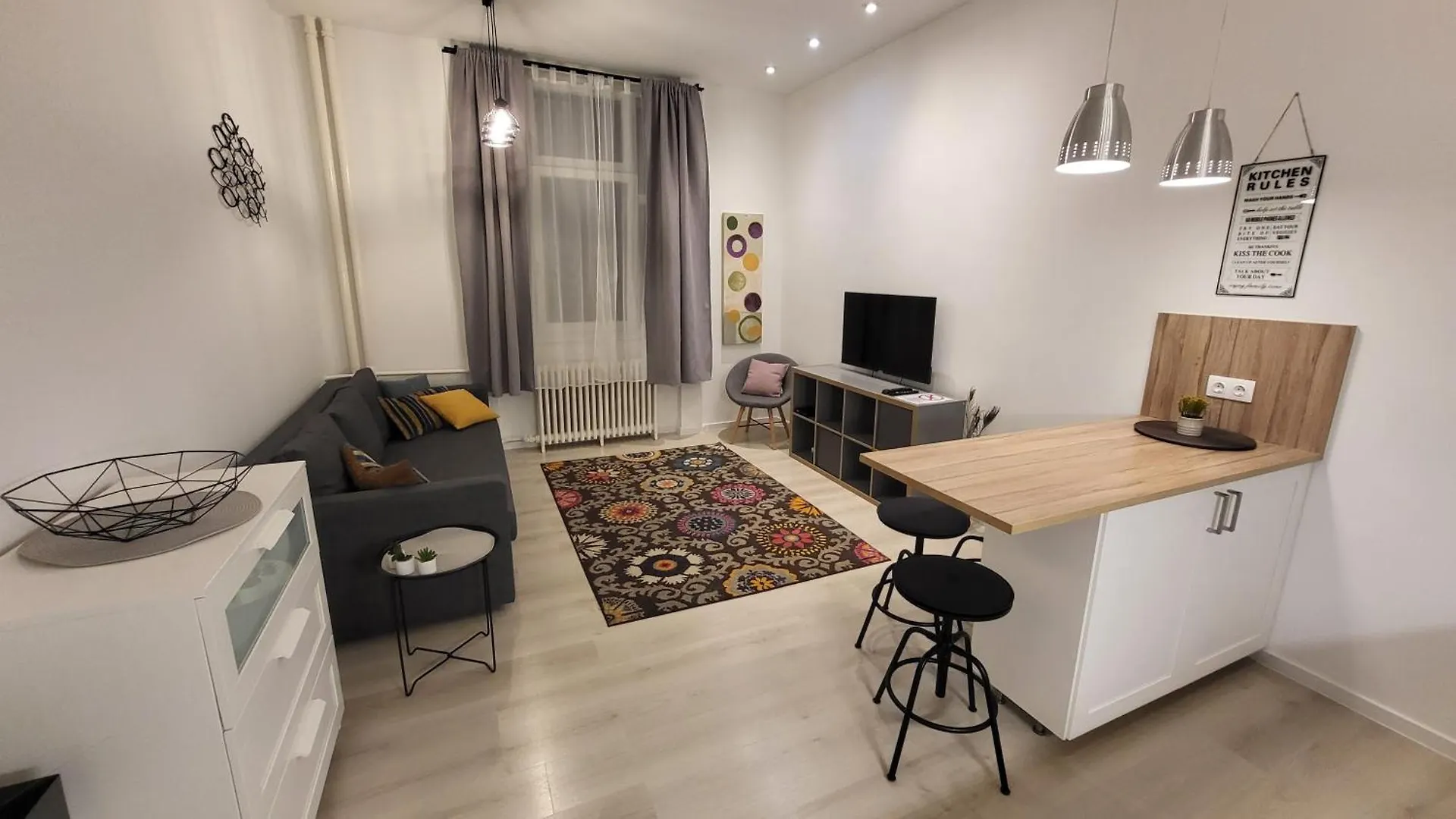 Ella Apartment Budapest 0*,  Hungría